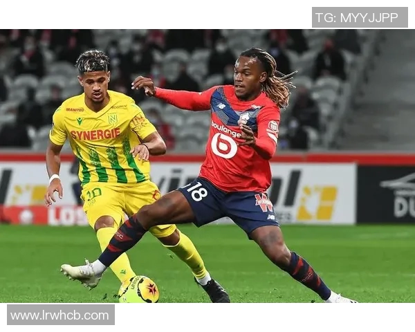 布尔格与朗斯的激烈对决揭示法甲新赛季的竞争格局与球队实力分析