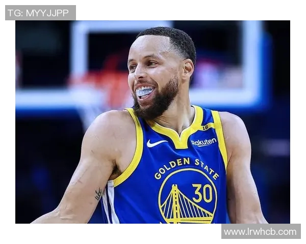 库里砍下30分，勇士大胜76人