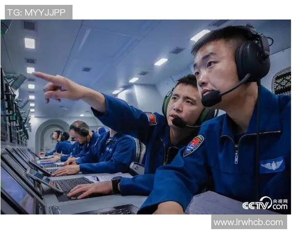 勇士与火箭激战正酣央视网全程直播精彩瞬间不容错过