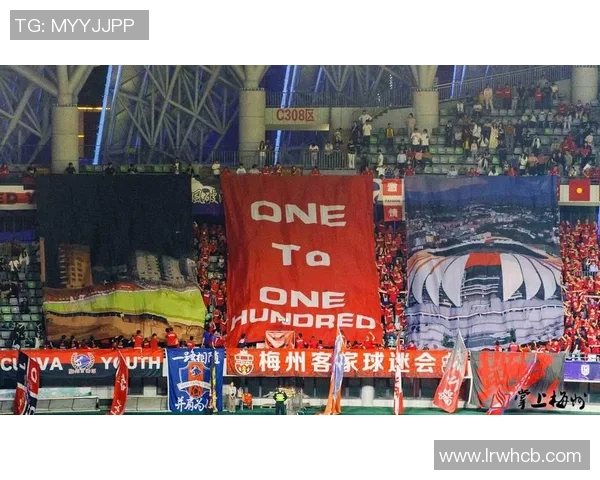 梅州客家迎战江西联盛争夺赛季关键三分的激烈对决