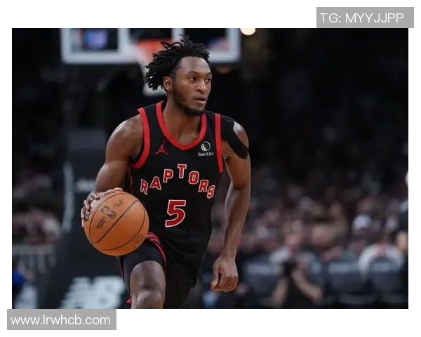 伊曼纽尔奎克利的崛起之路与篮球生涯的精彩瞬间